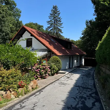 Lexuan Tam Pensjonat